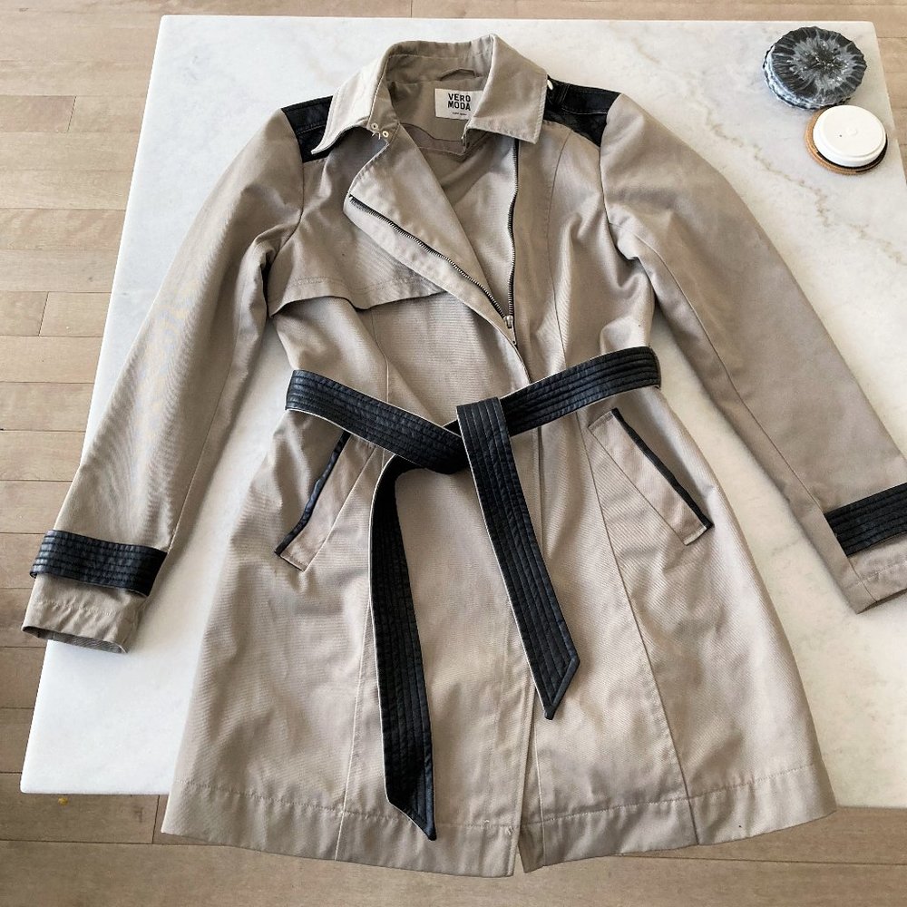 Vero Moda 3/4 trench coat jacket asymmetrical zip tan beige & black faux leather